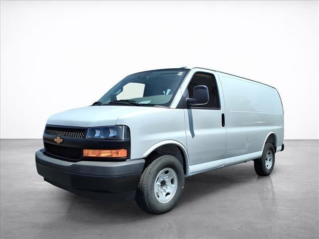 2026 Chevrolet Express Cargo 1WT