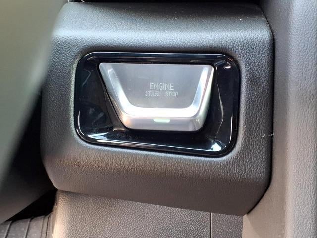 2025 GMC Yukon Elevation - Photo 11