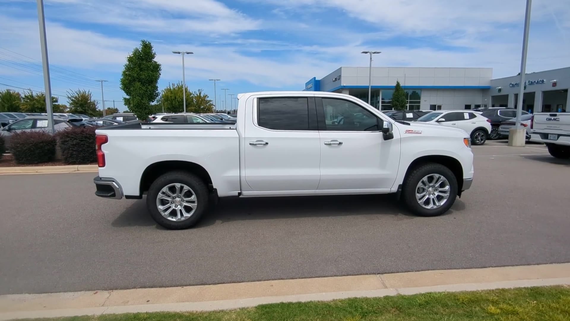 2025 Chevrolet Silverado 1500 LTZ