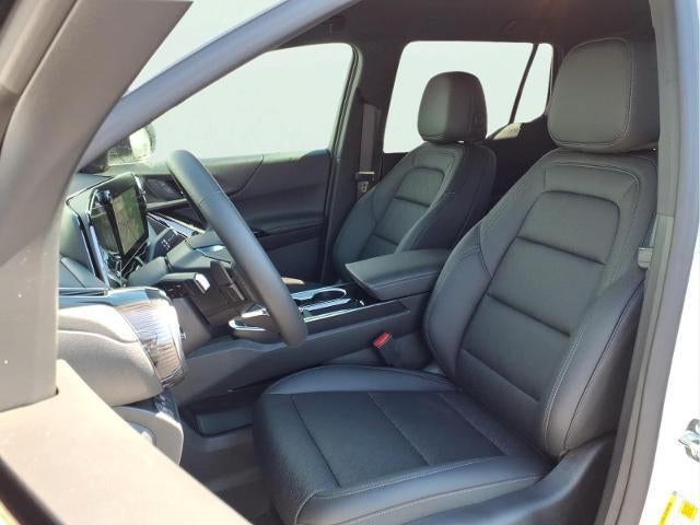 2027 Chevrolet Equinox LT - Photo 2