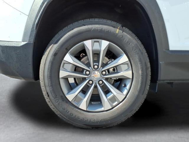 2027 Chevrolet Equinox LT - Photo 21