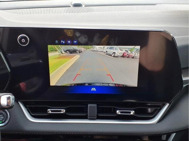 2027 Chevrolet Equinox LT - Photo 10