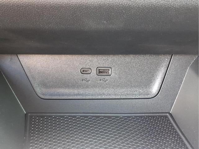 2027 Chevrolet Equinox LT - Photo 13