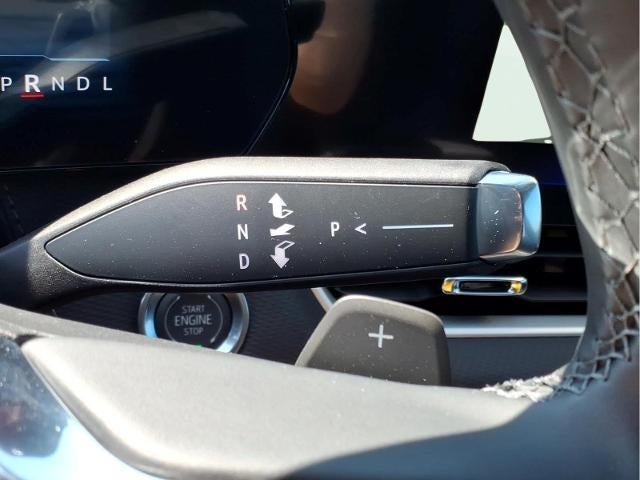 2027 Chevrolet Equinox LT - Photo 10
