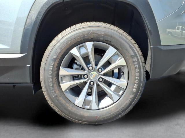 2027 Chevrolet Equinox LT - Photo 20