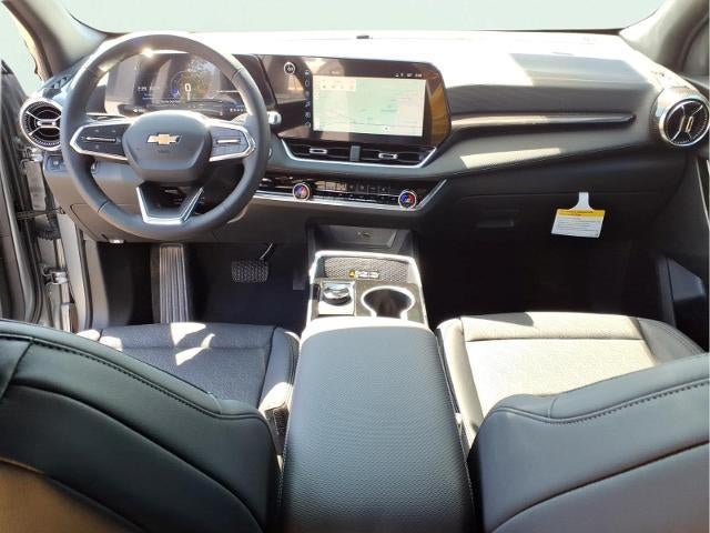 2027 Chevrolet Equinox LT - Photo 6