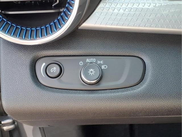 2026 Chevrolet Trax LT - Photo 13